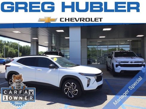 Used 2024 Chevrolet Trax RS w/ Driver Confidence Package FWD image 1