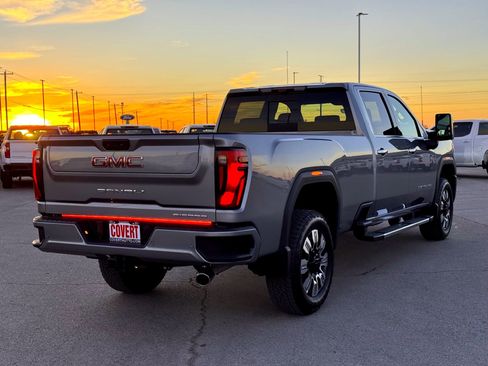 Used 2025 GMC Sierra 2500 Denali w/ Denali Reserve Package image 7