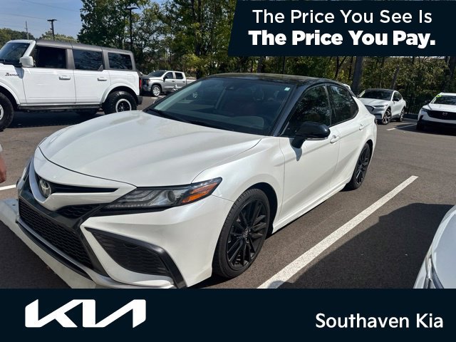 Used 2022 Toyota Camry XSE w/ Cold Weather Package FWD image 1