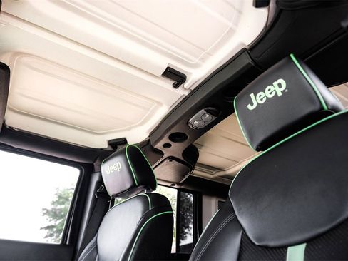 Used 2016 Jeep Wrangler Unlimited Sport image 29