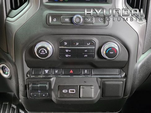 Used 2024 GMC Sierra 3500 Pro w/ Convenience Package image 20