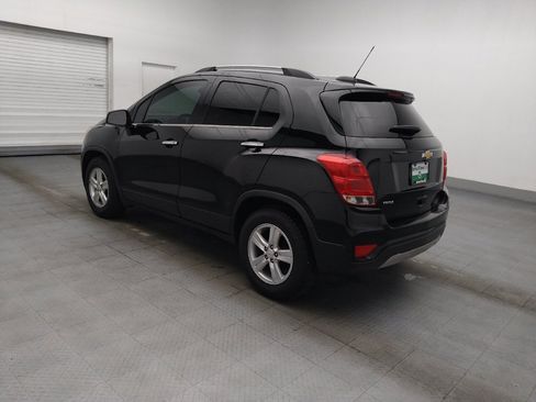 Used 2019 Chevrolet Trax LT w/ LT Convenience Package FWD image 3