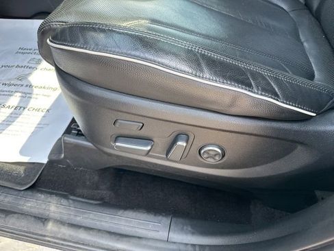 Used 2023 Hyundai Palisade Limited AWD/4WD image 19