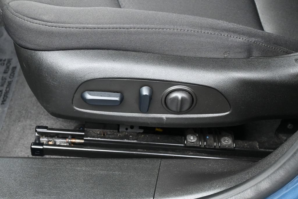 Used 2024 Chevrolet Malibu LT FWD image 12