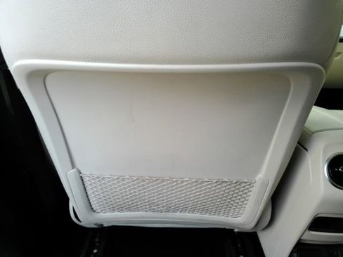 Used 2022 Mercedes-Benz EQB 300 4MATIC image 29