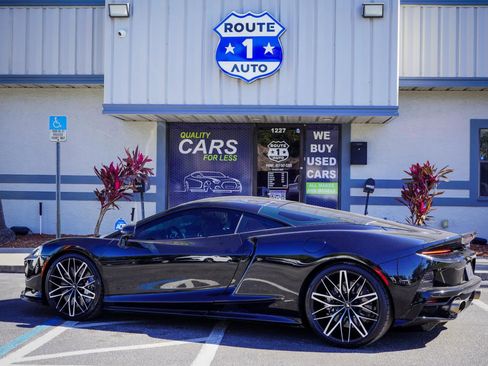 Used 2021 McLaren GT image 7