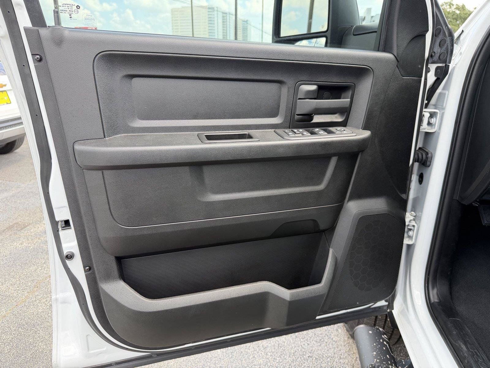 Used 2025 RAM 2500 Tradesman AWD/4WD image 12