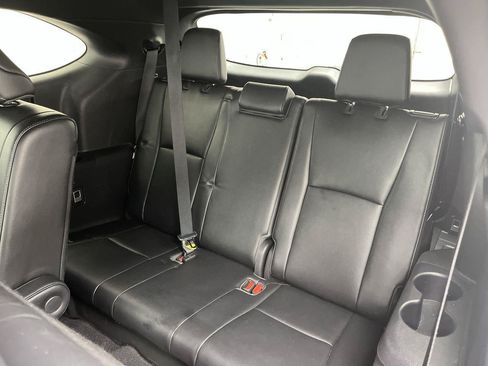 Used 2022 Toyota Highlander XSE AWD/4WD image 13