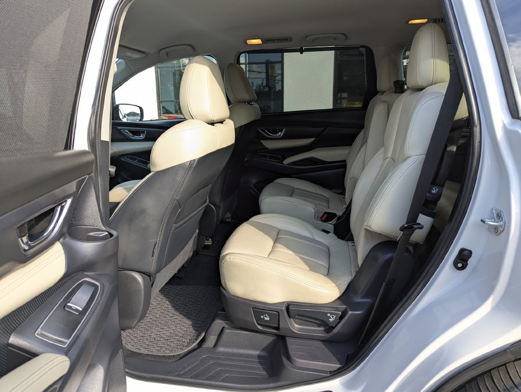 Used 2023 Subaru Ascent Limited AWD/4WD image 34