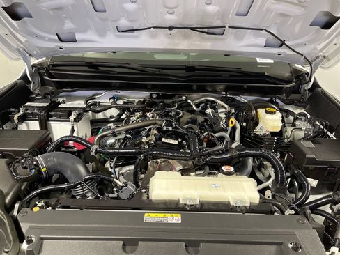 Certified 2024 Toyota Tacoma SR5 RWD image 9