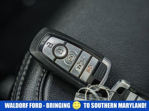 Certified 2022 Ford F350 Lariat w/ Lariat Ultimate Package image 56