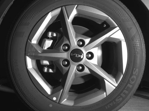 Used 2025 Kia K4 LXS image 12