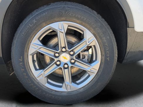 Used 2024 Chevrolet Blazer LT AWD/4WD image 19