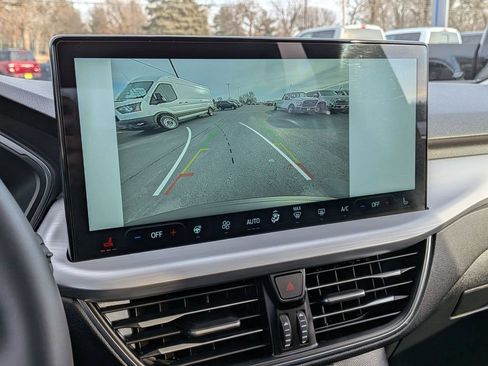 Used 2025 Ford Escape Platinum AWD/4WD image 17