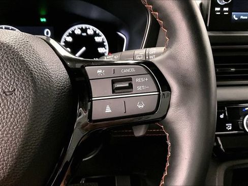 Used 2024 Honda Pilot TrailSport image 28