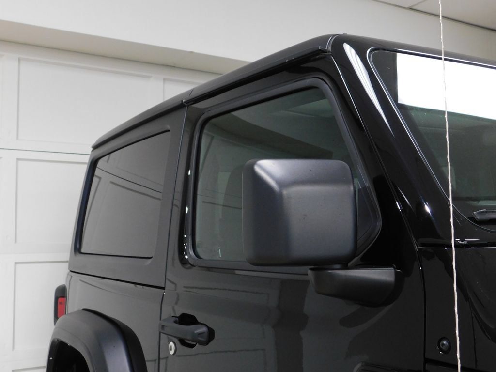 Used 2021 Jeep Wrangler Sport AWD/4WD image 11