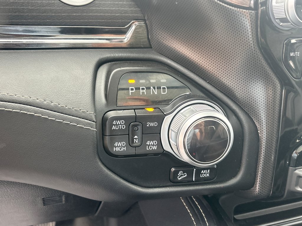 Used 2022 RAM 1500 Limited w/ Trailer Tow Group AWD/4WD image 36