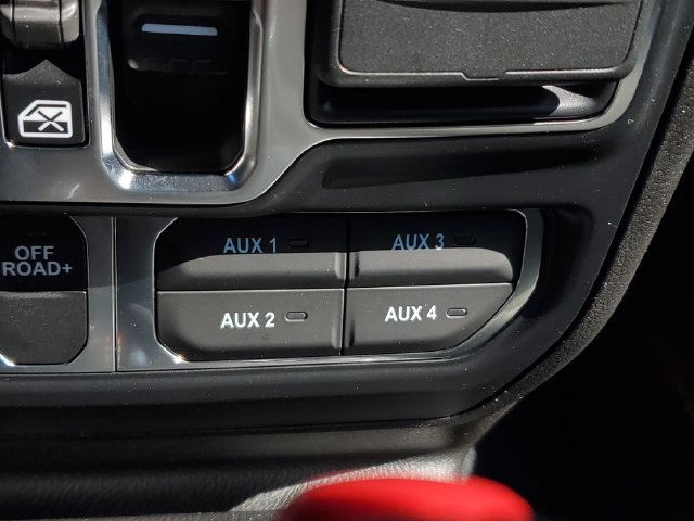 New 2026 Jeep Gladiator Mojave AWD/4WD image 33