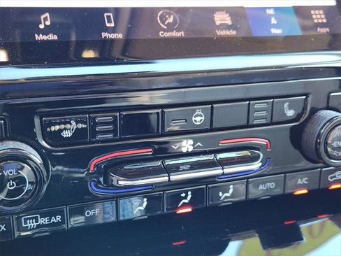 Certified 2022 Jeep Grand Cherokee Limited w/ MOPAR Finishing Package image 25