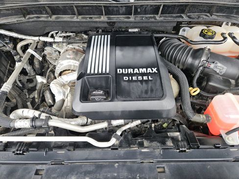 Used 2021 GMC Sierra 1500 Elevation w/ Preferred Package image 32