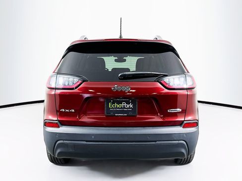 Used 2019 Jeep Cherokee Latitude Plus w/ Comfort/Convenience Group AWD/4WD image 7