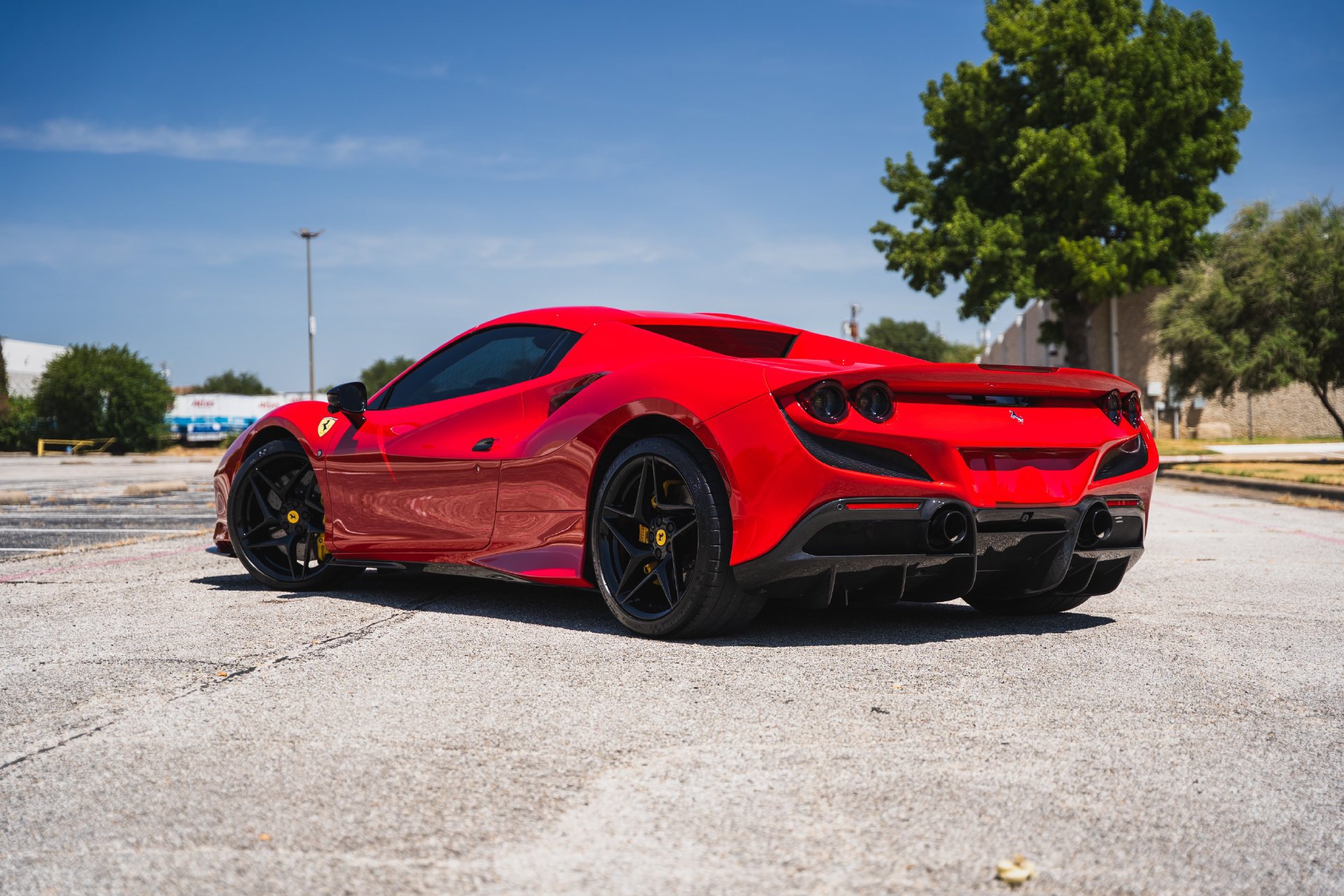 Used 2021 Ferrari F8 Tributo RWD image 26