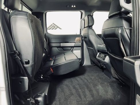 Used 2021 Ford F150 Lariat w/ Max Trailer Tow Package image 16