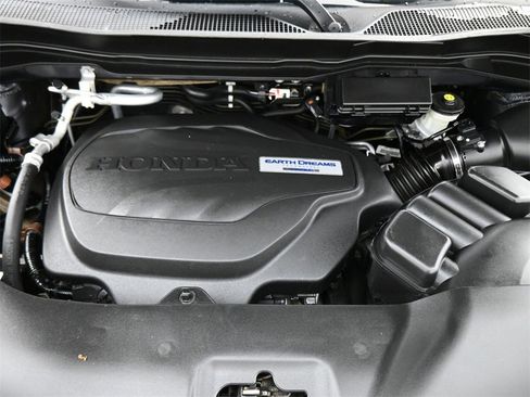 Used 2019 Honda Pilot Touring image 25