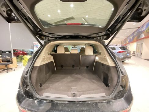 Used 2017 Lincoln MKC Premiere image 25