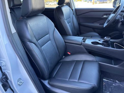 Used 2026 Nissan Rogue SL image 20