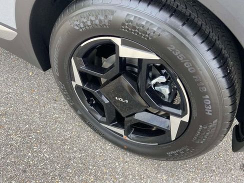 New 2026 Kia Sportage EX FWD image 7