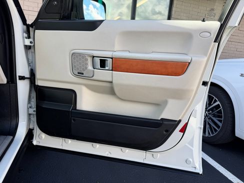 Used 2008 Land Rover Range Rover HSE image 55