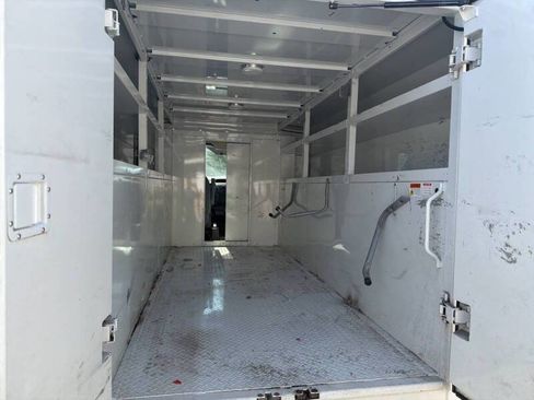 Used 2015 Ford Transit 250 138 w/ Exterior Upgrade Package RWD image 7