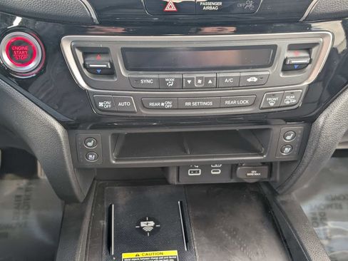 Certified 2025 Honda Passport Black Edition image 28