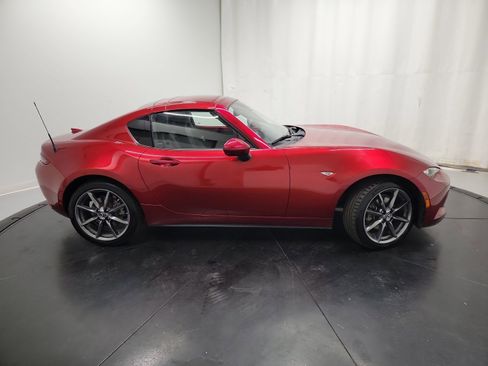 Used 2019 MAZDA MX-5 Miata RF Grand Touring image 11
