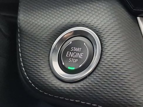 Used 2026 Chevrolet Equinox LT FWD image 28