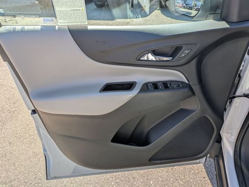 Used 2023 Chevrolet Equinox LS w/ LPO, Cargo Package FWD image 10