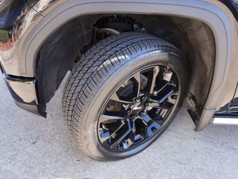 Used 2023 GMC Sierra 1500 Denali w/ Denali Reserve Package image 30