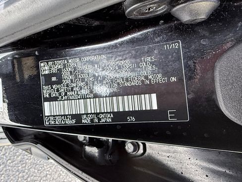 Used 2013 Lexus LX 570 4WD image 19