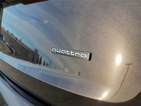 New 2026 Audi Q7 3.0T Premium Plus image 9