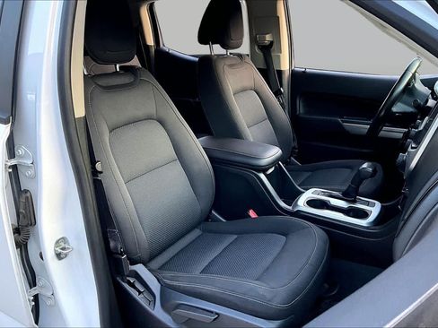 Used 2021 Chevrolet Colorado LT RWD image 9