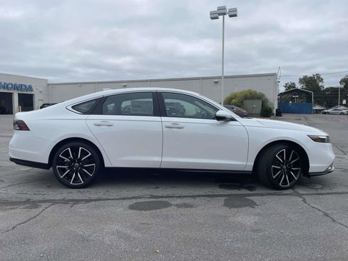 New 2025 Honda Accord Touring image 14