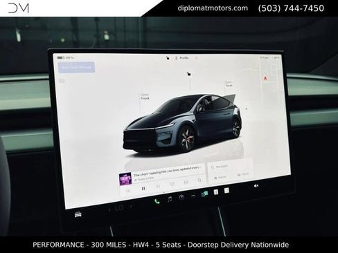Used 2026 Tesla Model Y Performance AWD/4WD image 31
