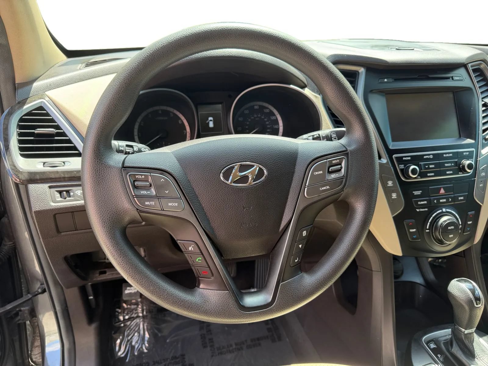 Used 2017 Hyundai Santa Fe Sport FWD image 11