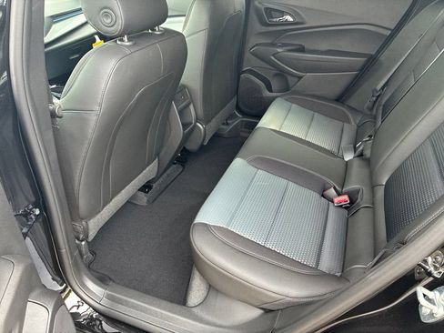 New 2026 Chevrolet Trax LT w/ LT Convenience Package FWD image 22