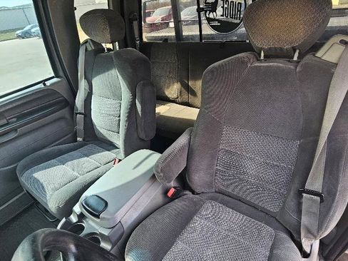 Used 2002 Ford F250 XL image 9