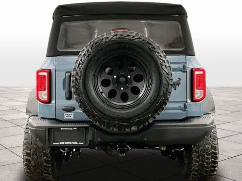 Used 2021 Ford Bronco Black Diamond image 4