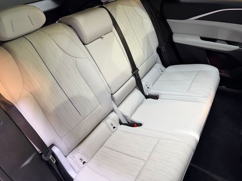 Certified 2024 Cadillac Lyriq Luxury RWD image 45