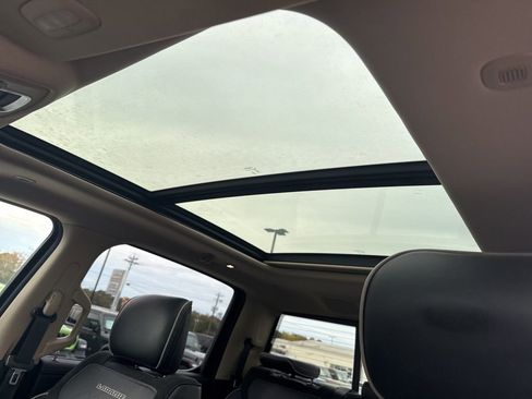 Used 2019 RAM 1500 Laramie image 27