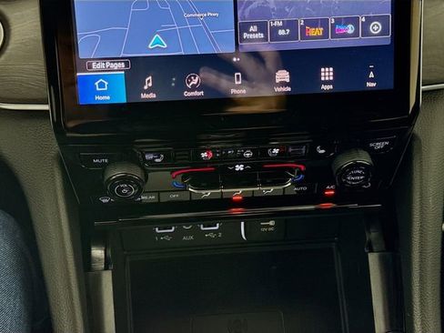 New 2025 Jeep Grand Cherokee L Overland image 16